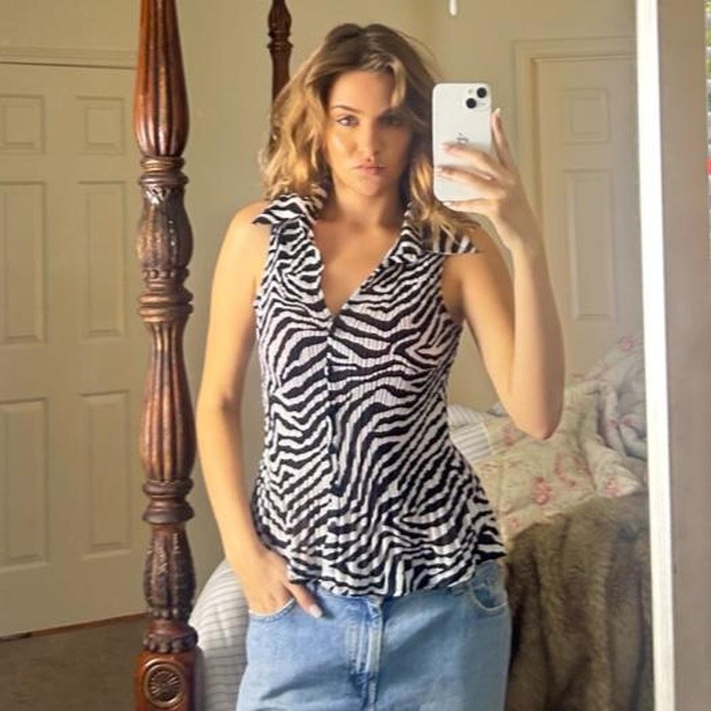 Vintage 00s zebra print asymmetrical button up collared top